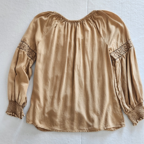 Solitaire Embroidered Tan Women's Top Size Medium - Picture 4 of 9